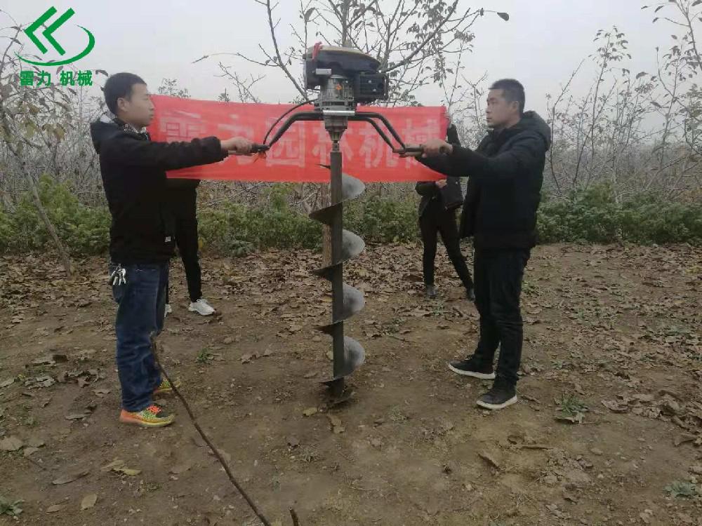 光伏打樁鉆孔機(jī)器